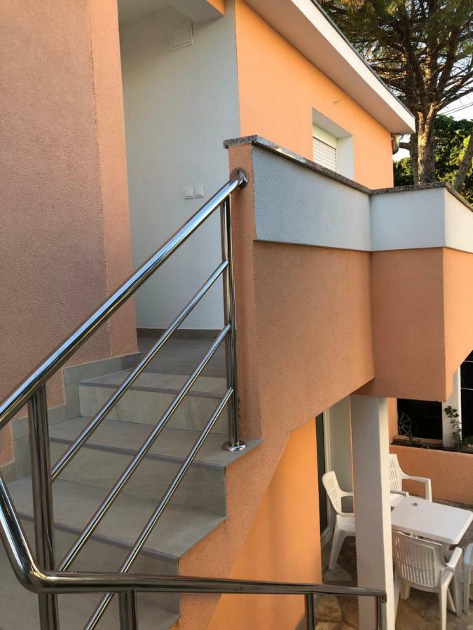 Apartmans And Rooms "Slavica" Novaglia Esterno foto